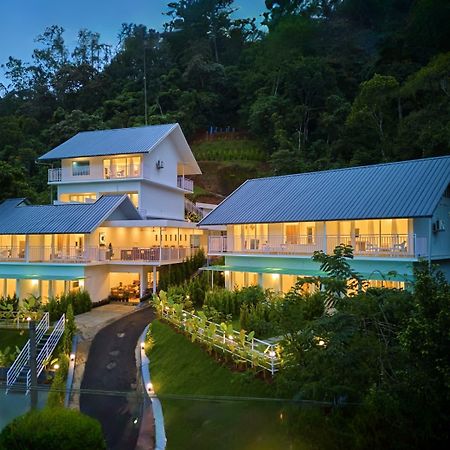 Ice Mist Pool Resort Munnar By Voye Homes ภายนอก รูปภาพ