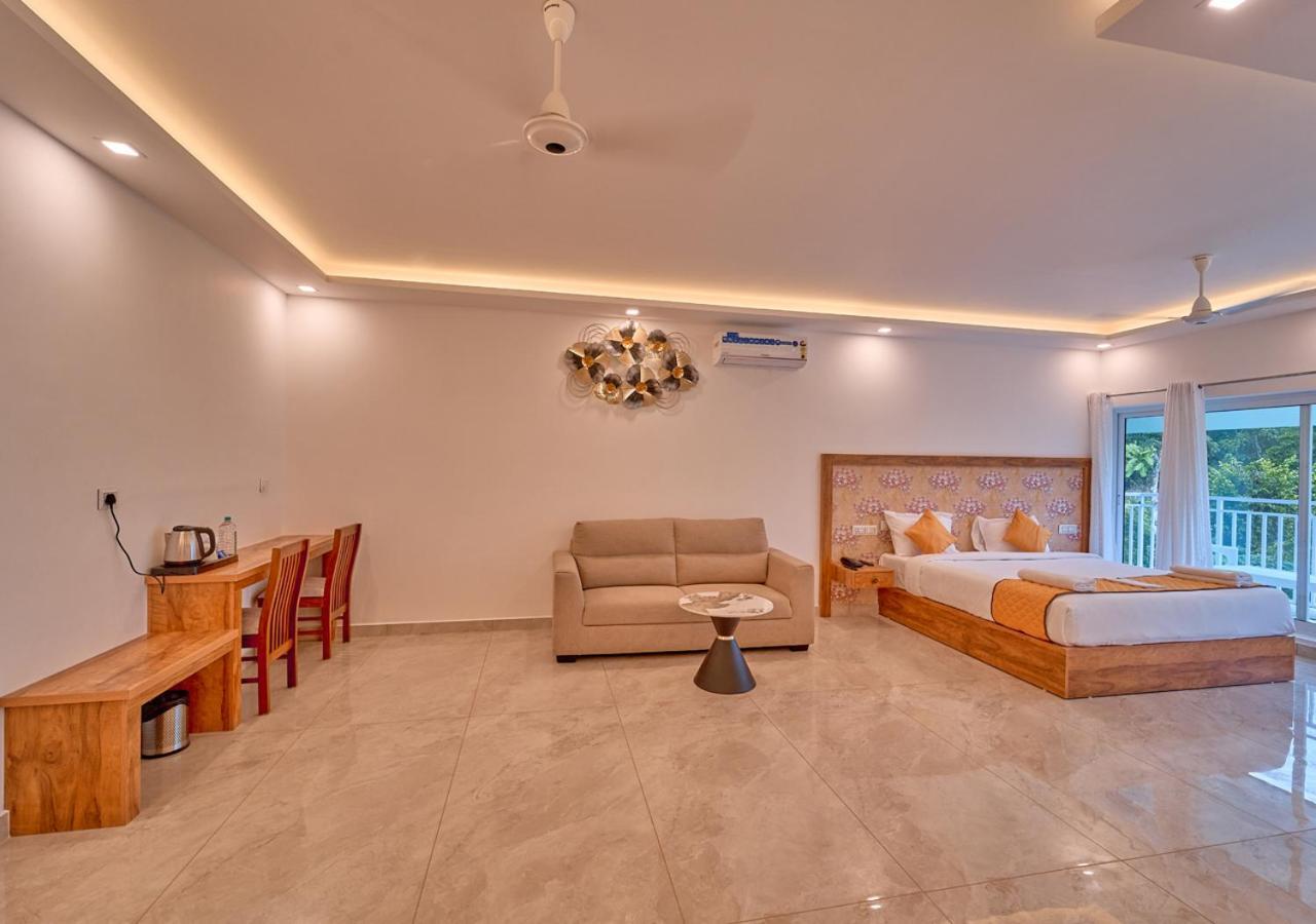 Ice Mist Pool Resort Munnar By Voye Homes ภายนอก รูปภาพ