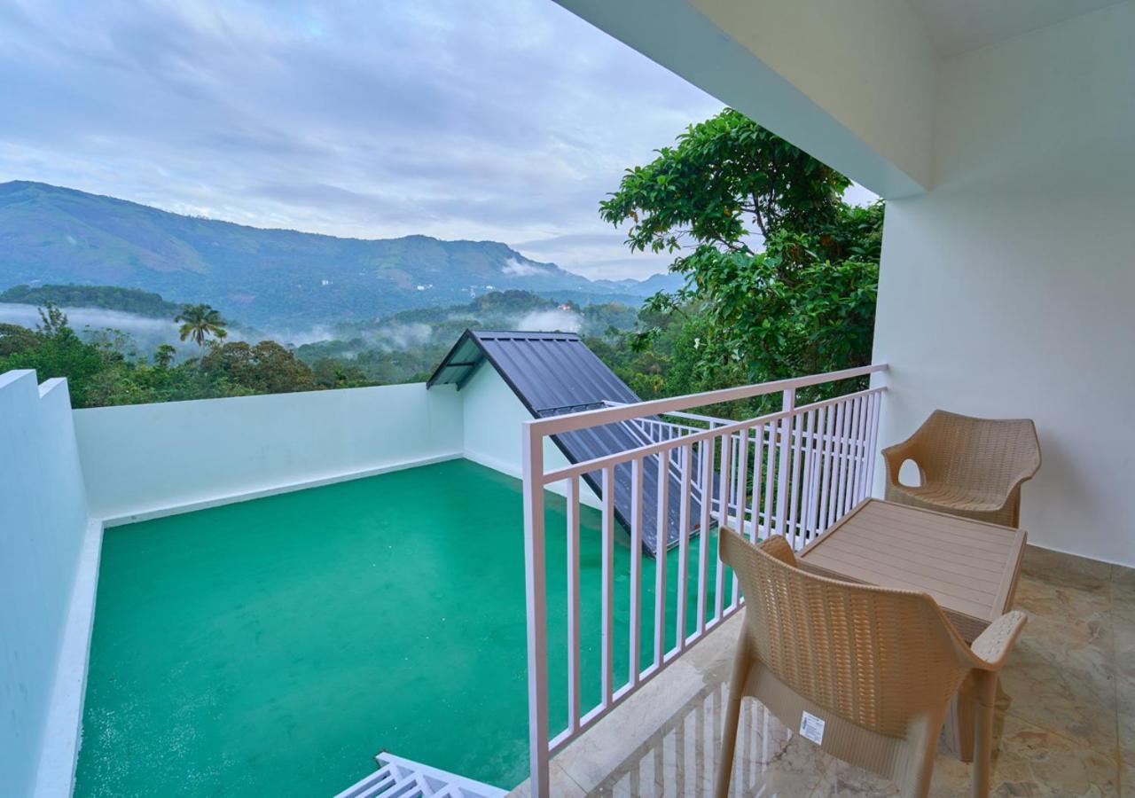 Ice Mist Pool Resort Munnar By Voye Homes ภายนอก รูปภาพ